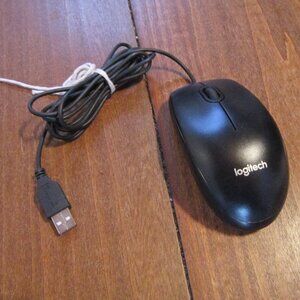 Logitech B100 (910-001439) Optical USB Mouse Corded Computer Mouse TESTED